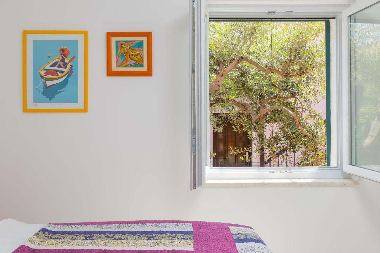 Villa Basic سيفيد المظهر الخارجي الصورة