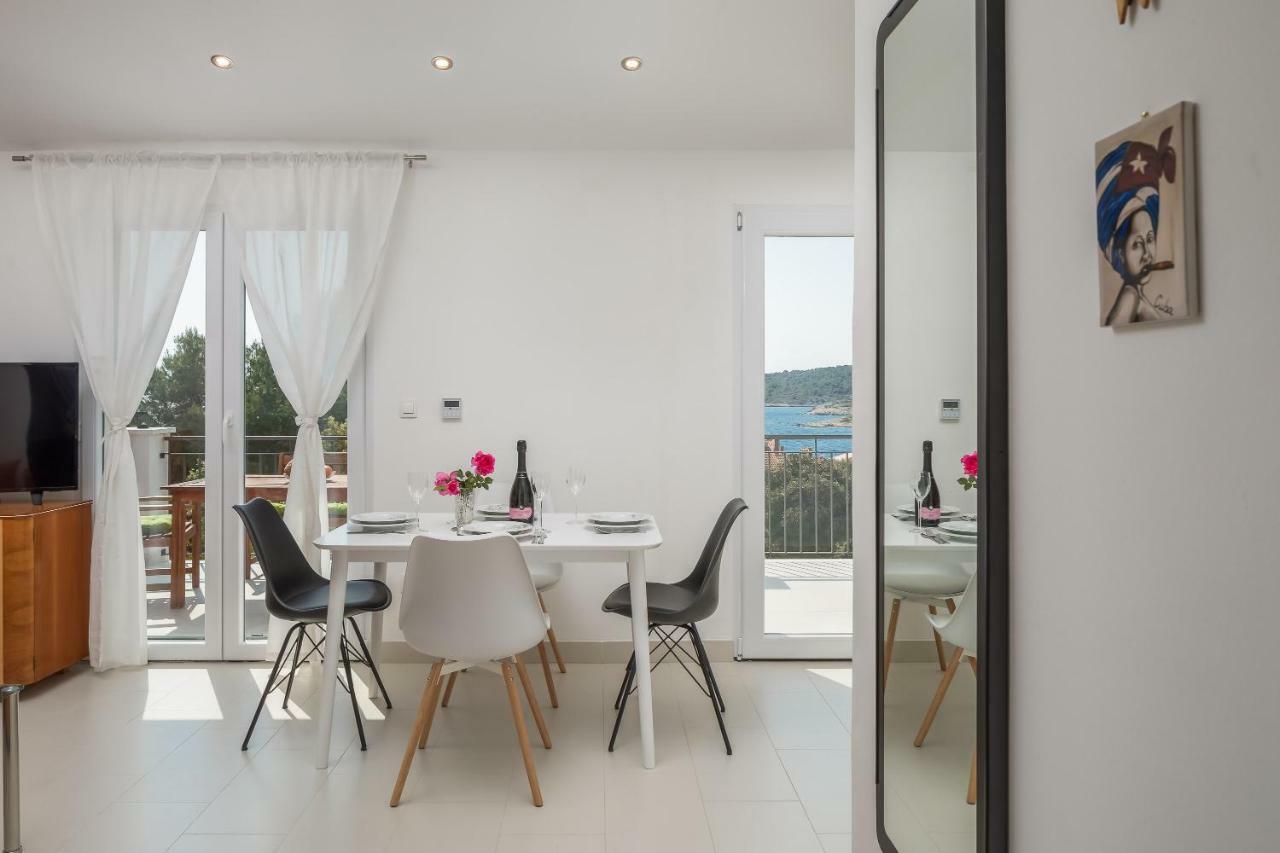 Villa Basic سيفيد المظهر الخارجي الصورة